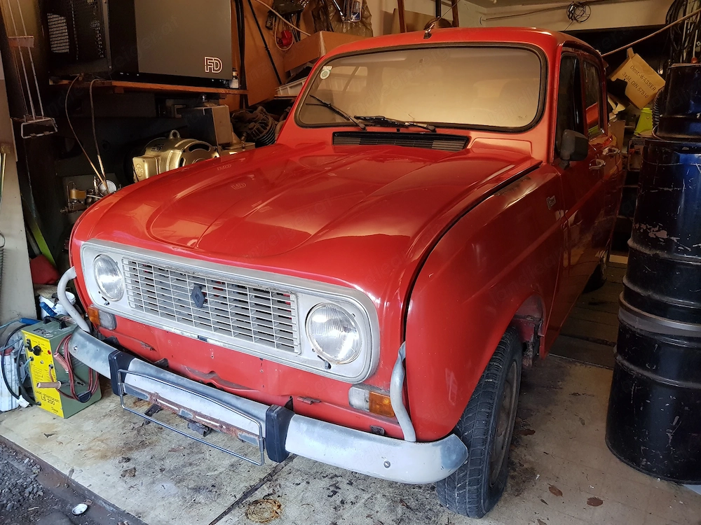 Renault R4 GTL Oldtimer 1 Halter