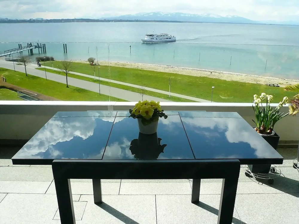 Neuer Gartentisch Terrassentisch 70x80 * Ausziehbar bis auf 120cm mit Glasplatte * 