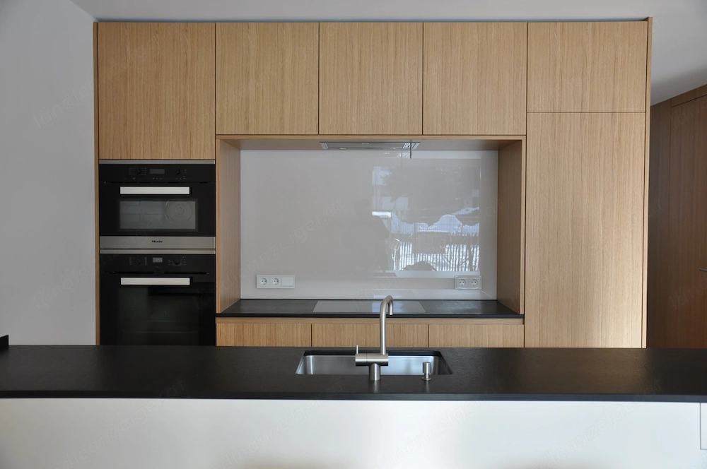 Küche inkl Geräte vom Tischler