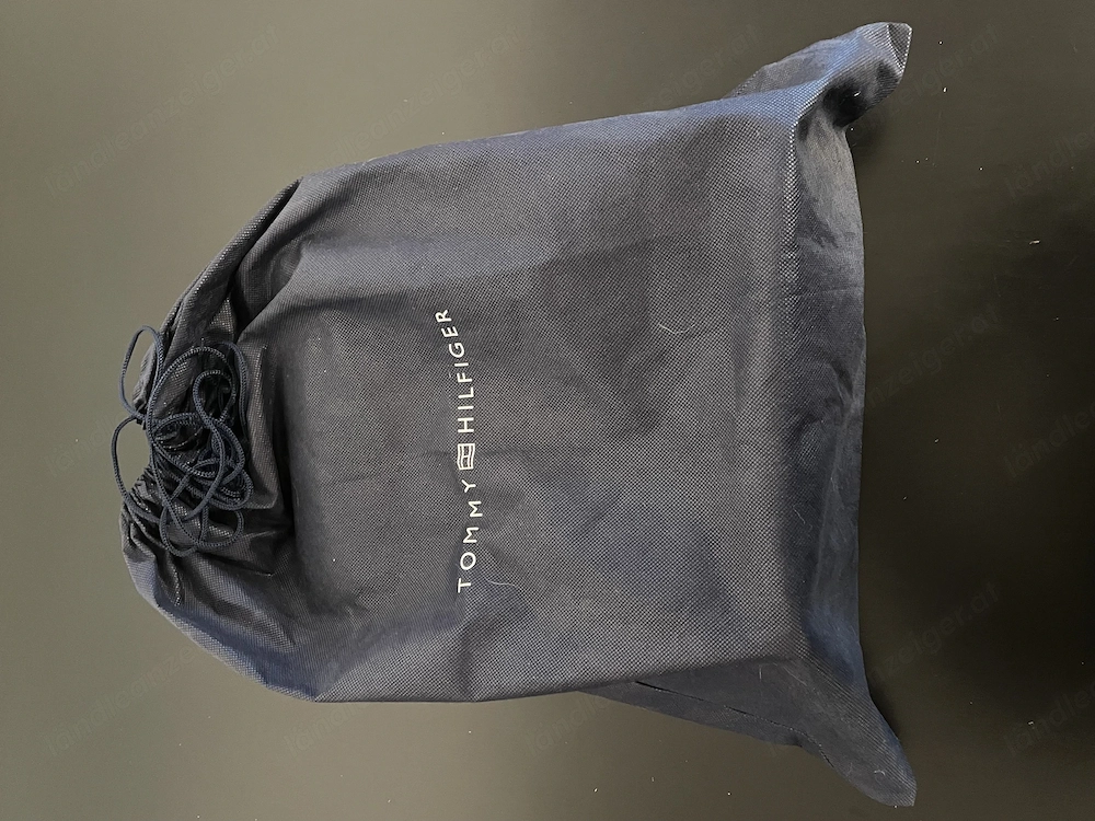 Original kleiner Hilfiger Lederrucksack