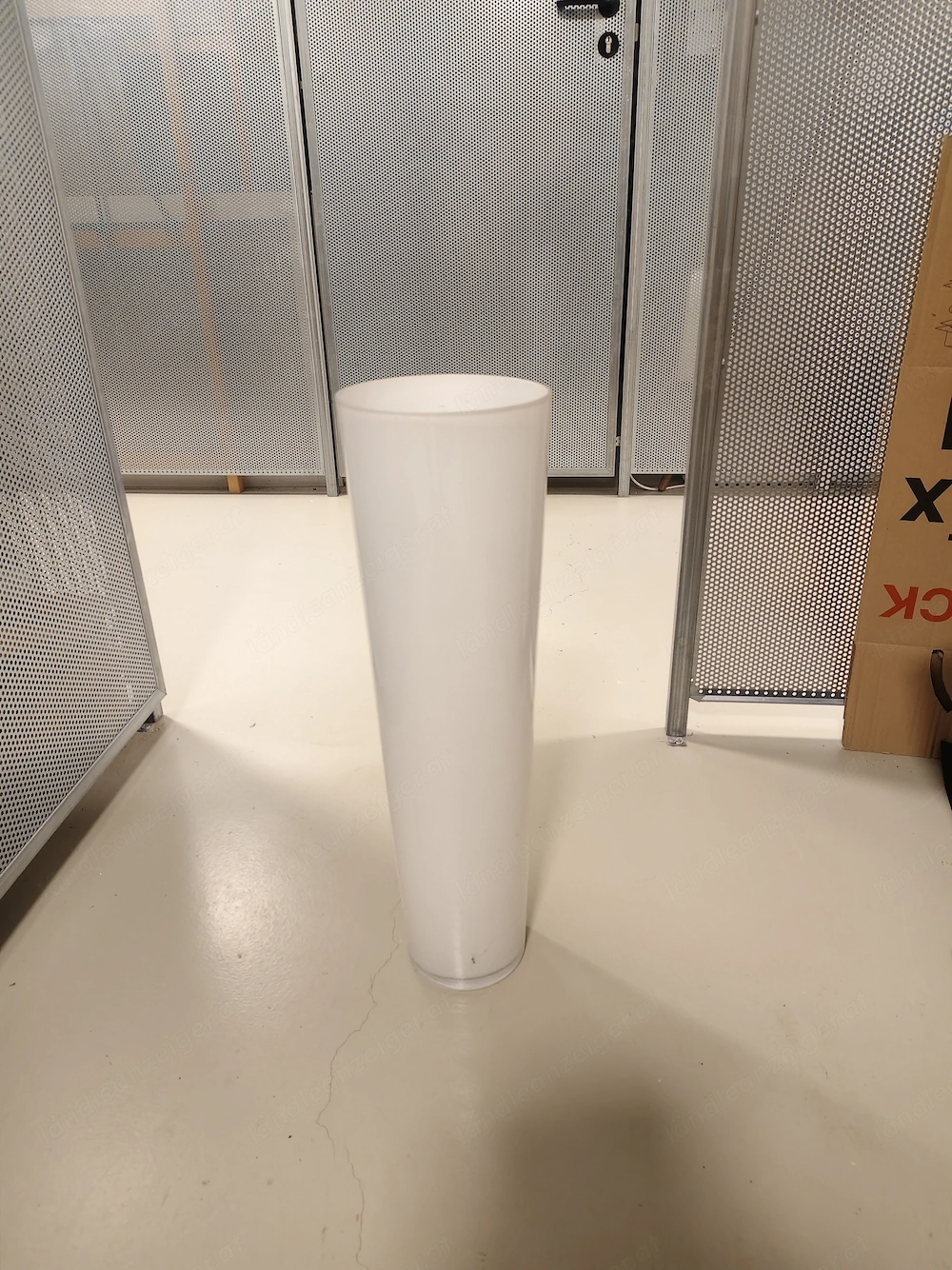 Schöne grosse Vase zu verschenken