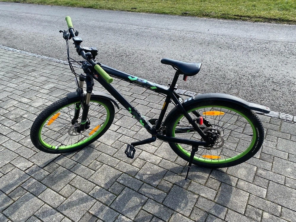 lässiges Jugendfahrrad 