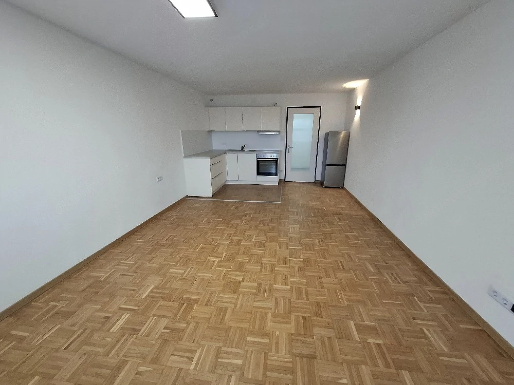 Neu renovierte 1-Zimmer-Wohnung mit ca. 32 m  - provisionsfrei