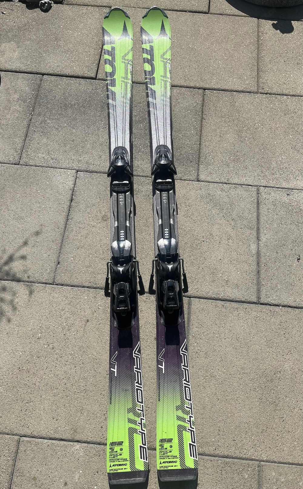 Herren_Ski Atomic 162 cm