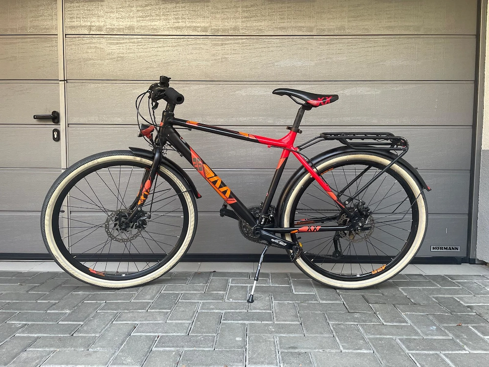 Jugend-Fahrrad 26" mit Straßenausrüstung, gepflegt