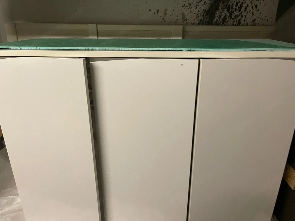Aquarium Unterschrank