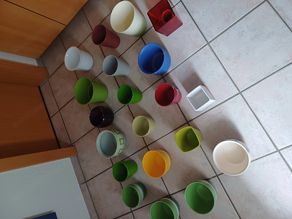 Verschiedene Blumentöpfe