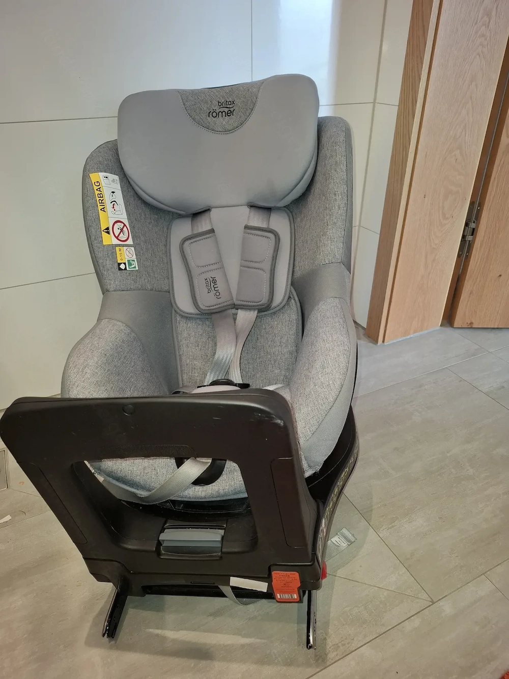Britax Römer Reboarder ab 0 Monate verwendbar - Autositz