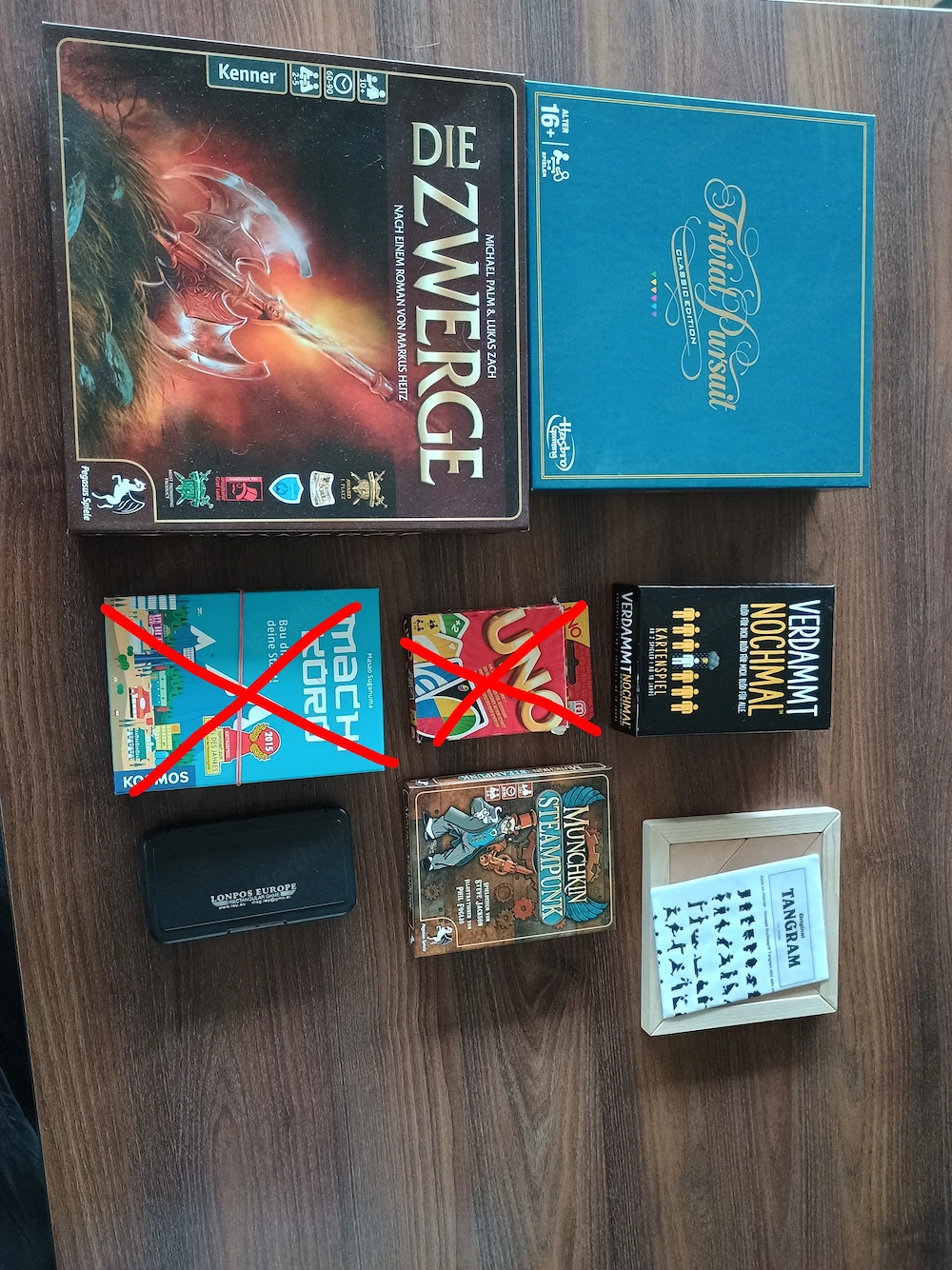 Verschiedene Spiele und Puzzles 