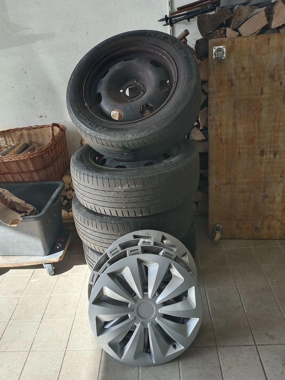 4 Stahlfelgen 6 1 2 x 16, ET 26, 4-Loch, Lochkreis 4x108