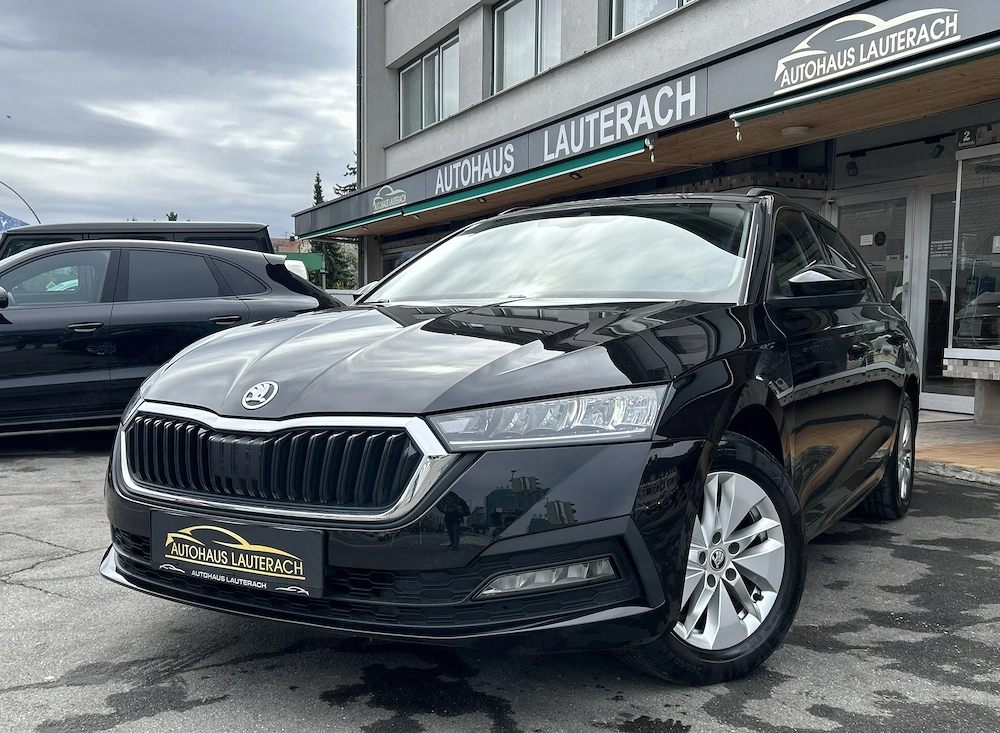 Skoda Octavia Combi 2,0 TDI Ambition *1.HAND*AMBIENTE*KAMERA*