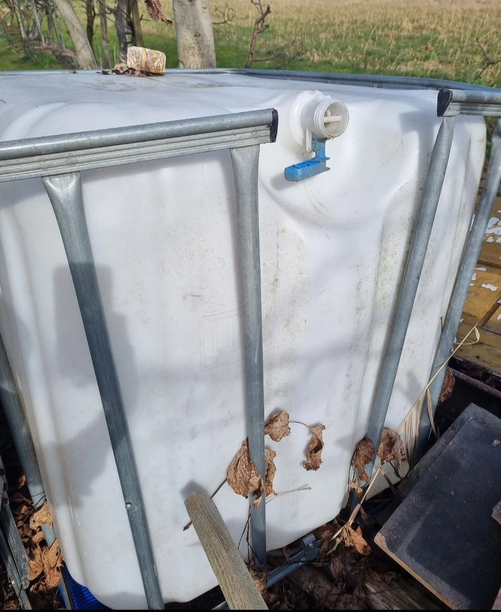 Regenfässer und IBC Tank