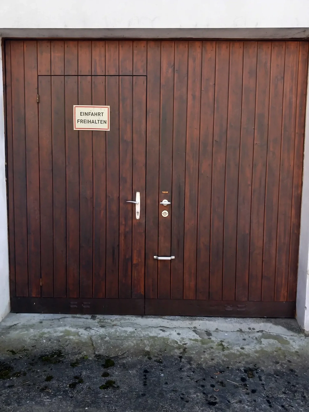 Garage mit Nebenraum 