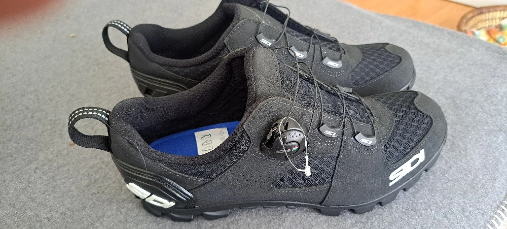 SIDI Fahrradschuhe mit BOA System Gr.42