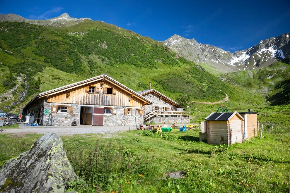 Verkaufe 2 Weiderechte  Agrargemeinschaft Alpe Wasserstuben im Silbertal, Sonnenkopf