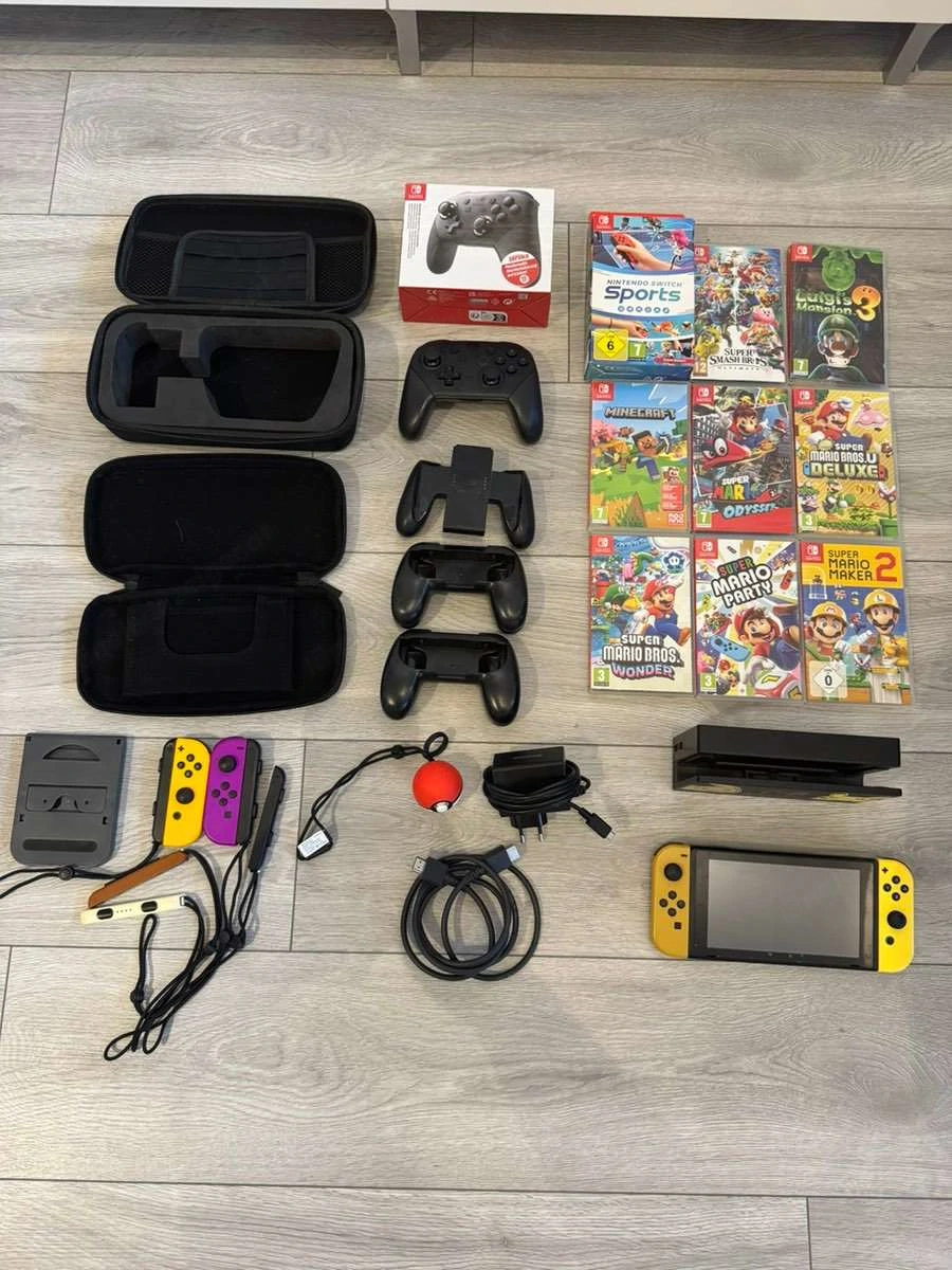 Nintendo Switch Pokémon Edition (Let's Go, Pikachu! inkl. Zubehör und vielen Spielen