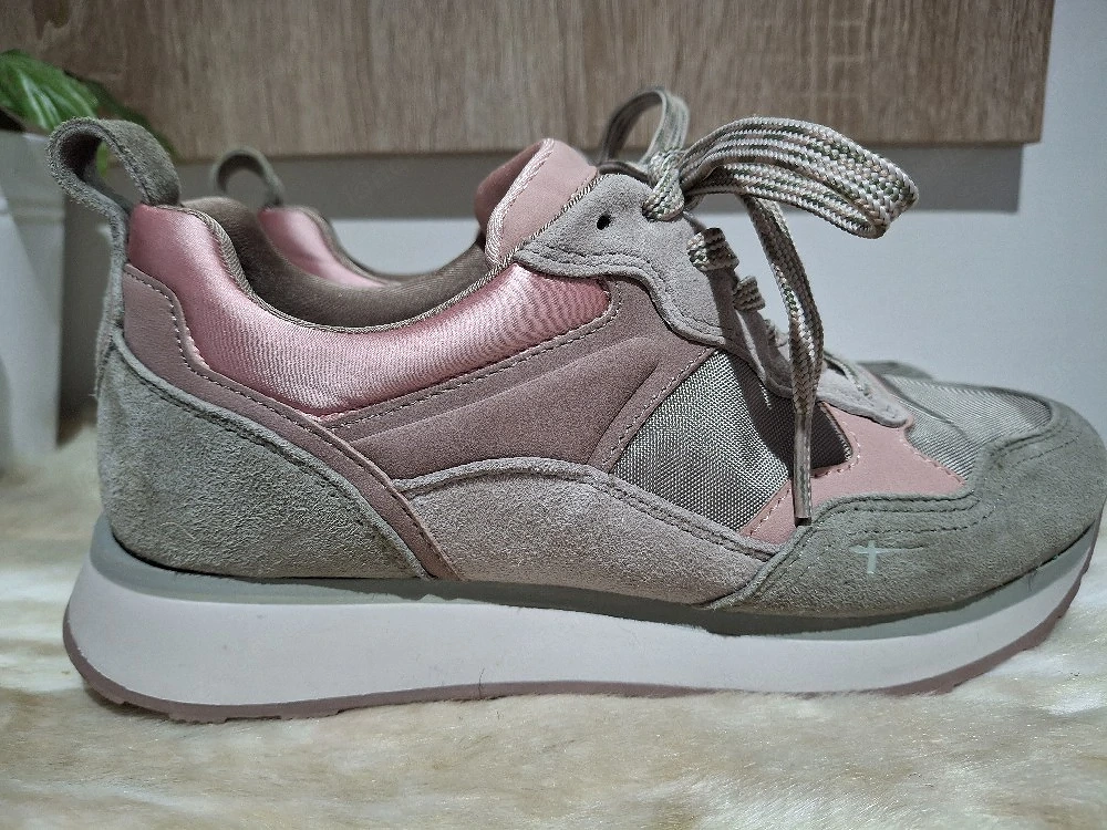 Damenschuhe Größe 36