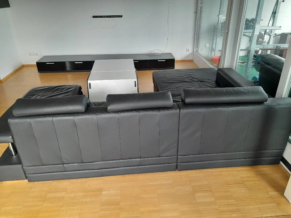 Couch mit Liegefläche zu verschenken 