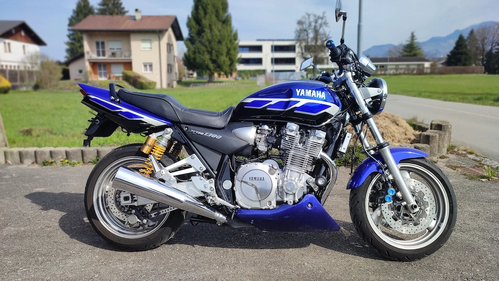 Yamaha XJR 1300 sehr gepflegt