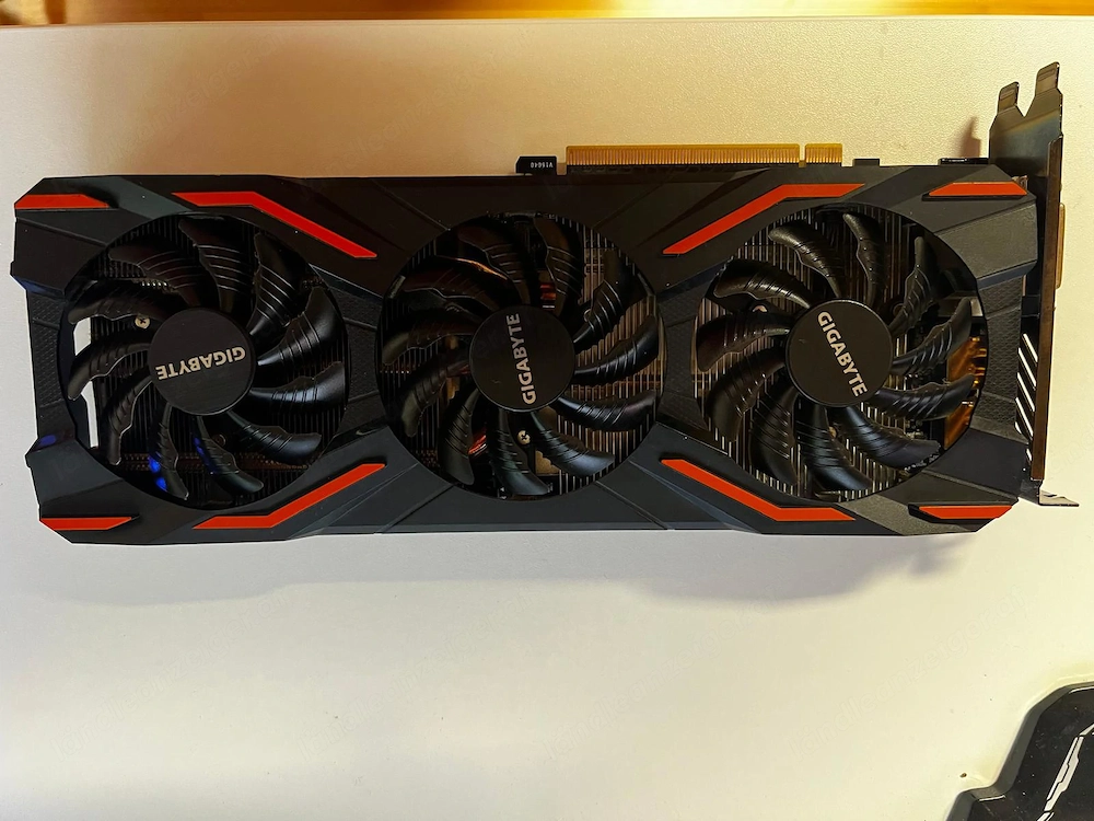 Gigabyte  GeForce GTX 1080 GV-N1080WF3OC-8GD