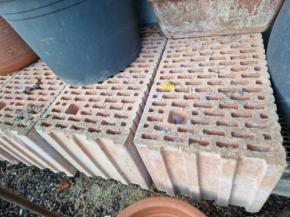 Mauerziegel zu verschenken 