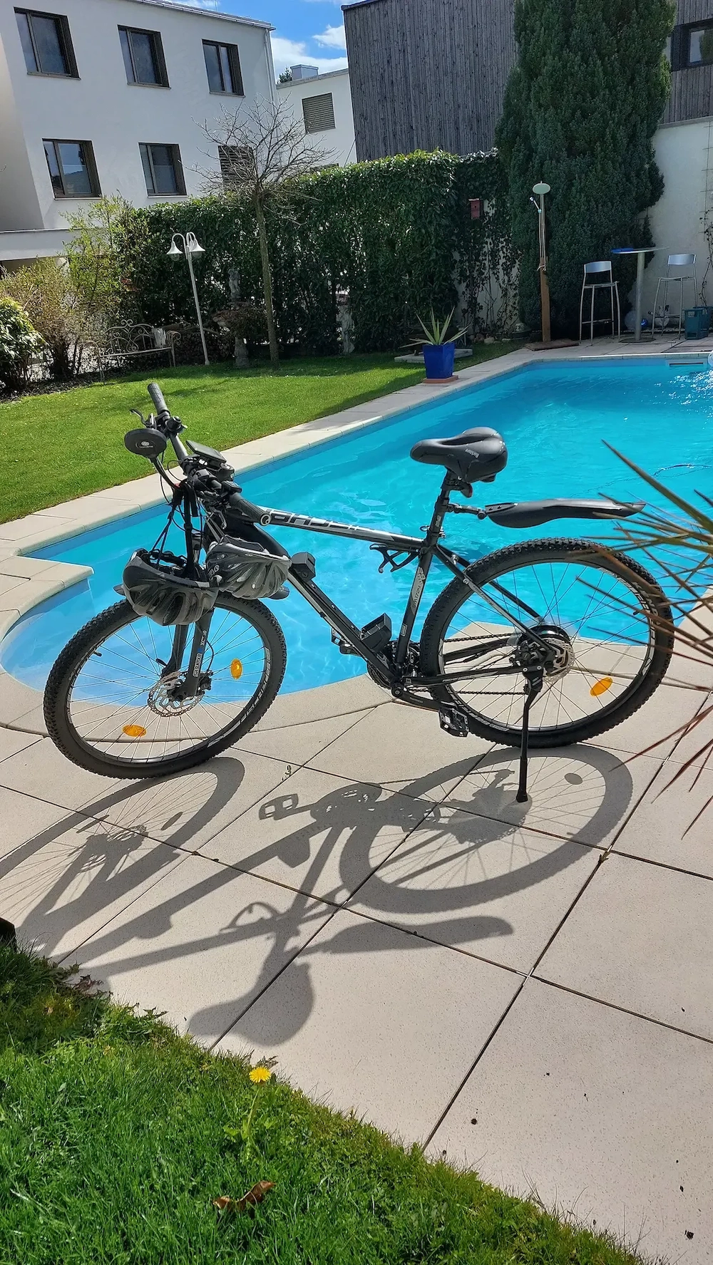 Neuwertiges Herren E-Bike 