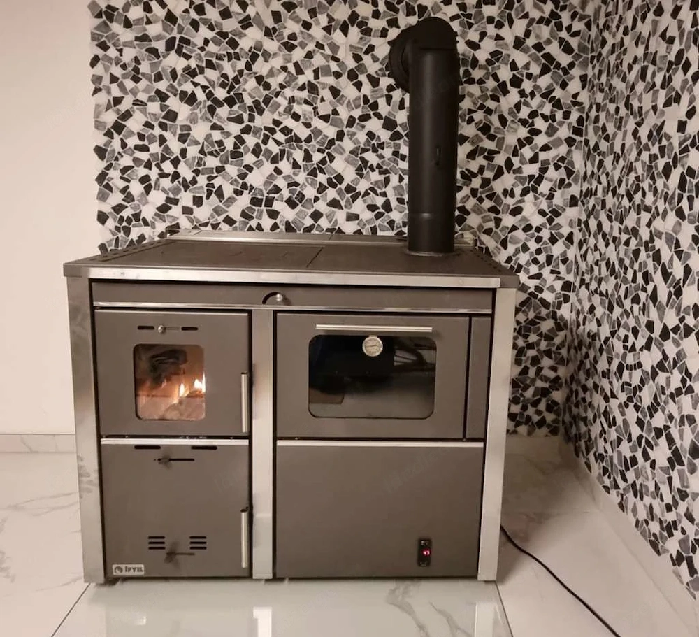 Wasserführend Ofen mit 25KW-Wärmetauscher