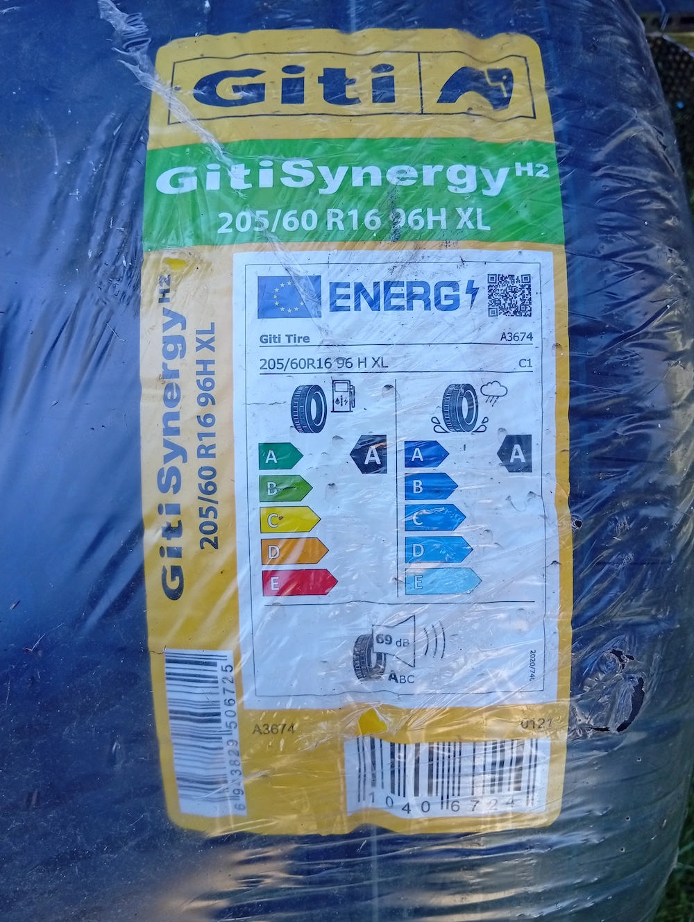 Sommerreifen 205 60  R16. 96 H.  XL