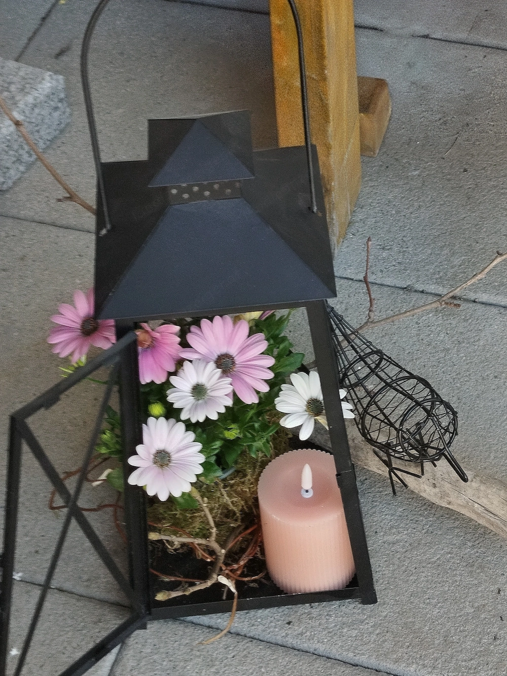 Deko Laterne mit Blumen und Vogel 