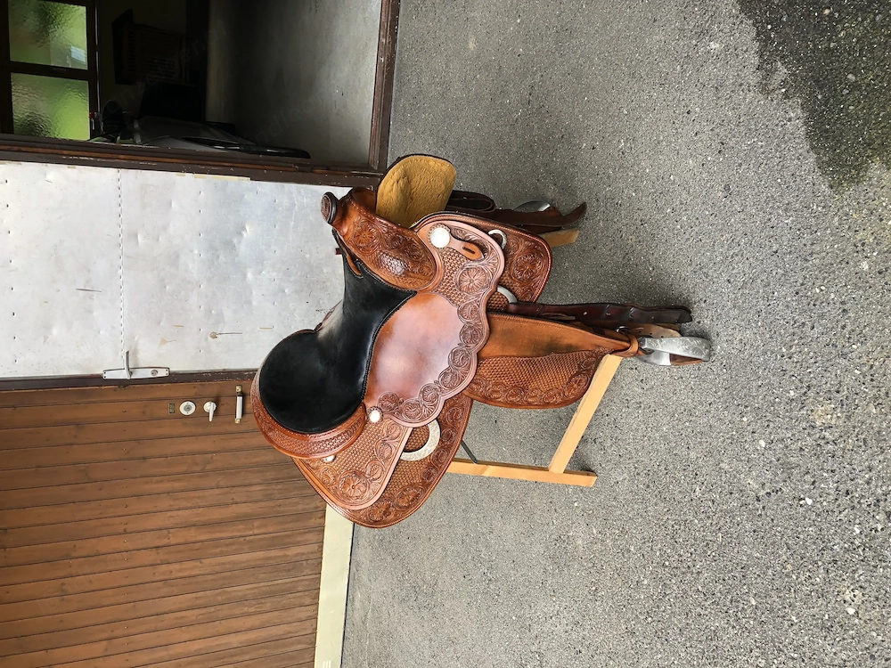 Westernsattel Centered Seat