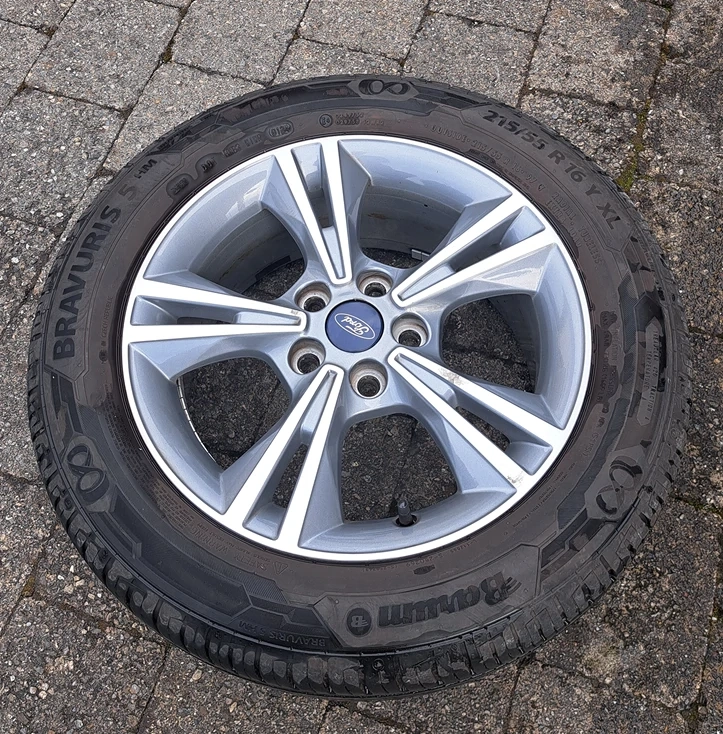 Sommerreifen Barum Bravuris 5 HM - 215 55 R16 Y XL - inkl. Alufelgen (Ford)