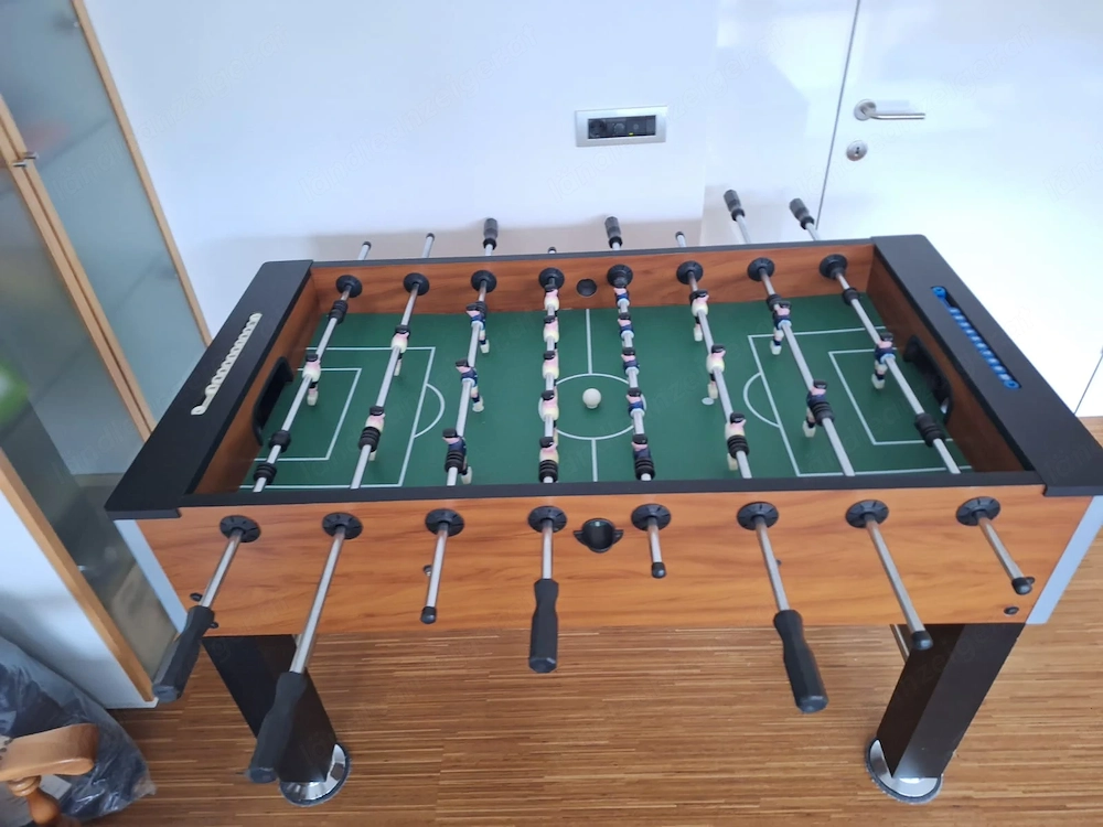 Fußballtisch - Spaß für jung und alt!