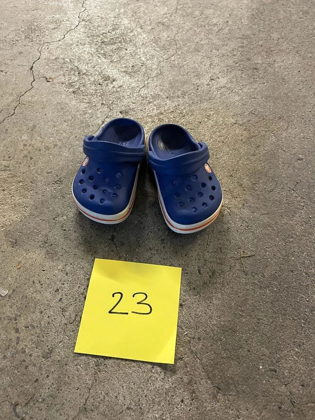 kinderclogs blau grösse 23