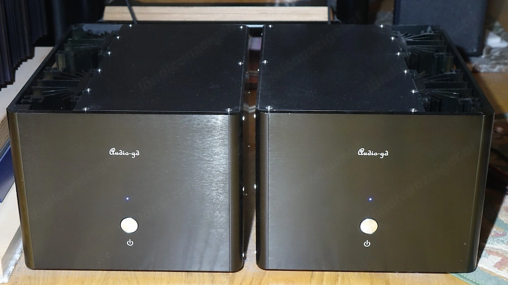 Audio GD HE-1 Pre + Master 2H Mono Power Amps