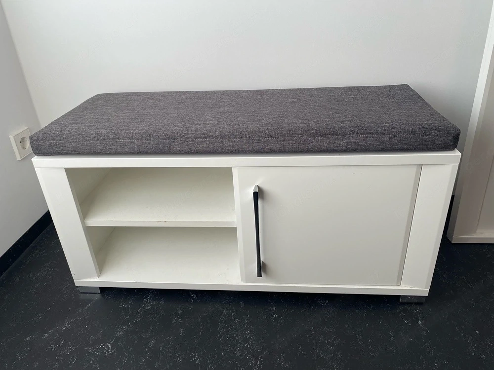 Garderobe, zweiteilig