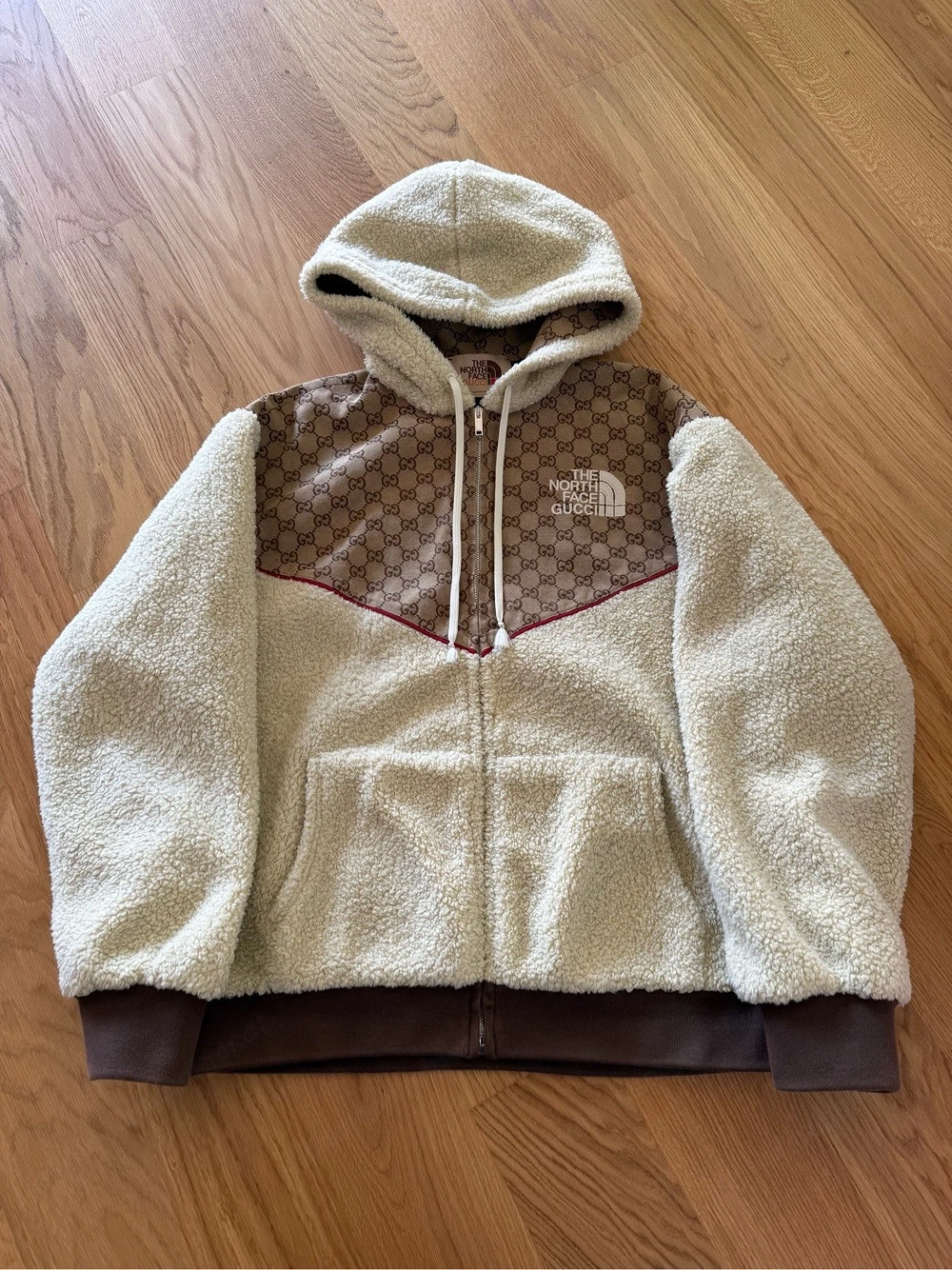 Gucci x The North Face Jacke