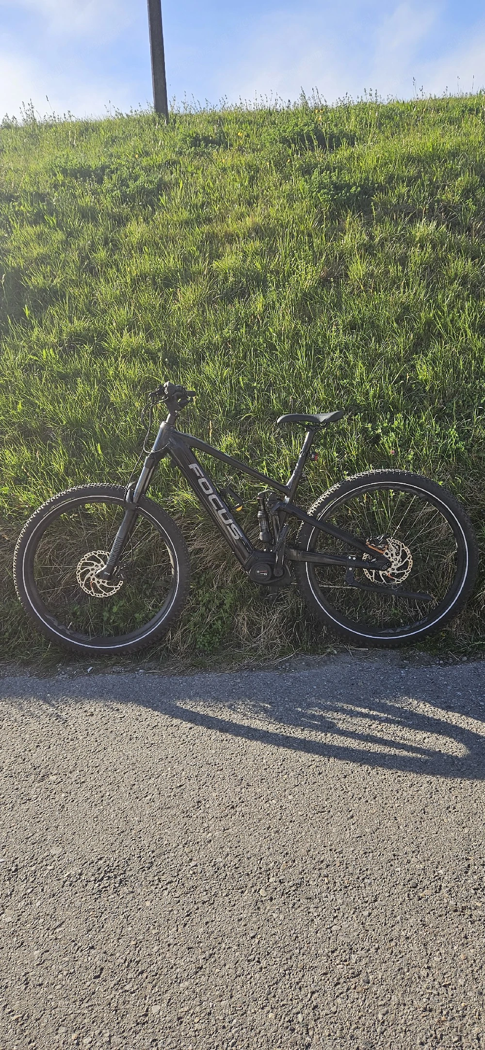 (E-Mountainbike Fully) Focus JAM  6.7 2022   