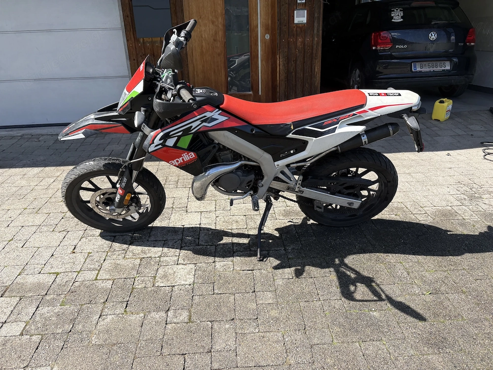 Aprilia SX 50 Factory