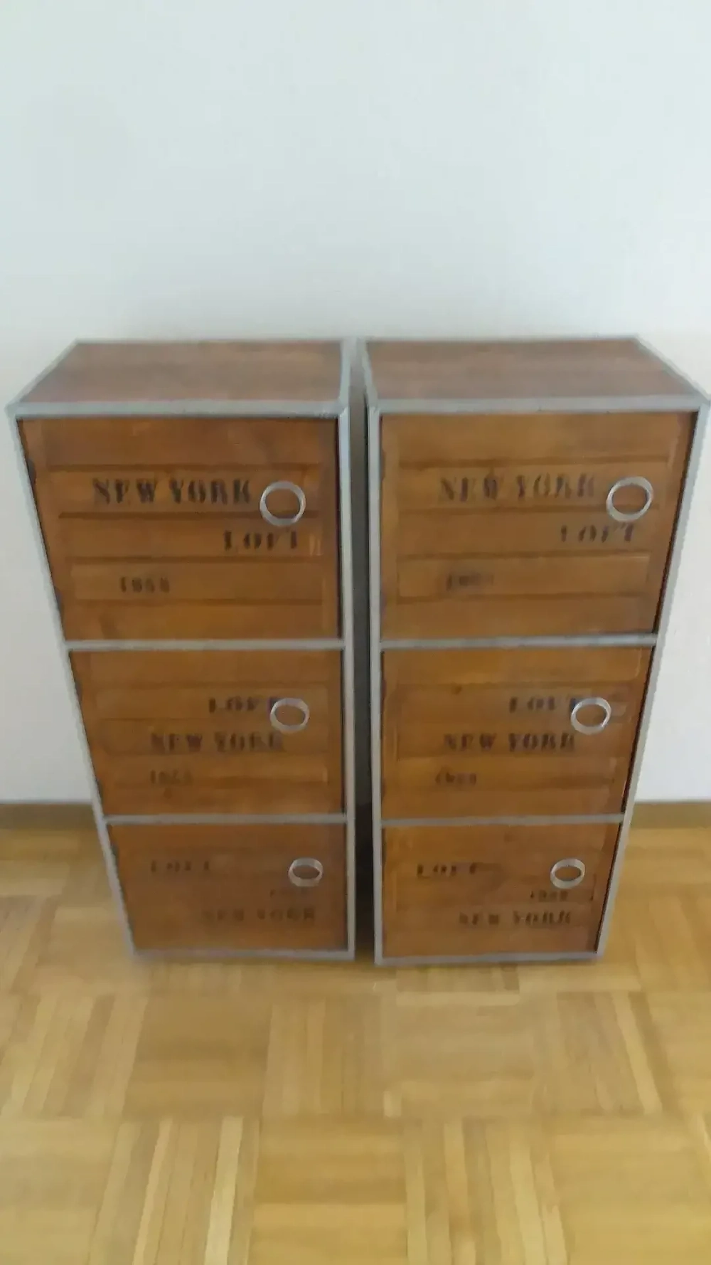 2 Holzkästen "New York" 