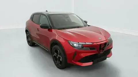 Alfa Romeo Junior 100 kW (136 PS), Automatik, Frontantrieb