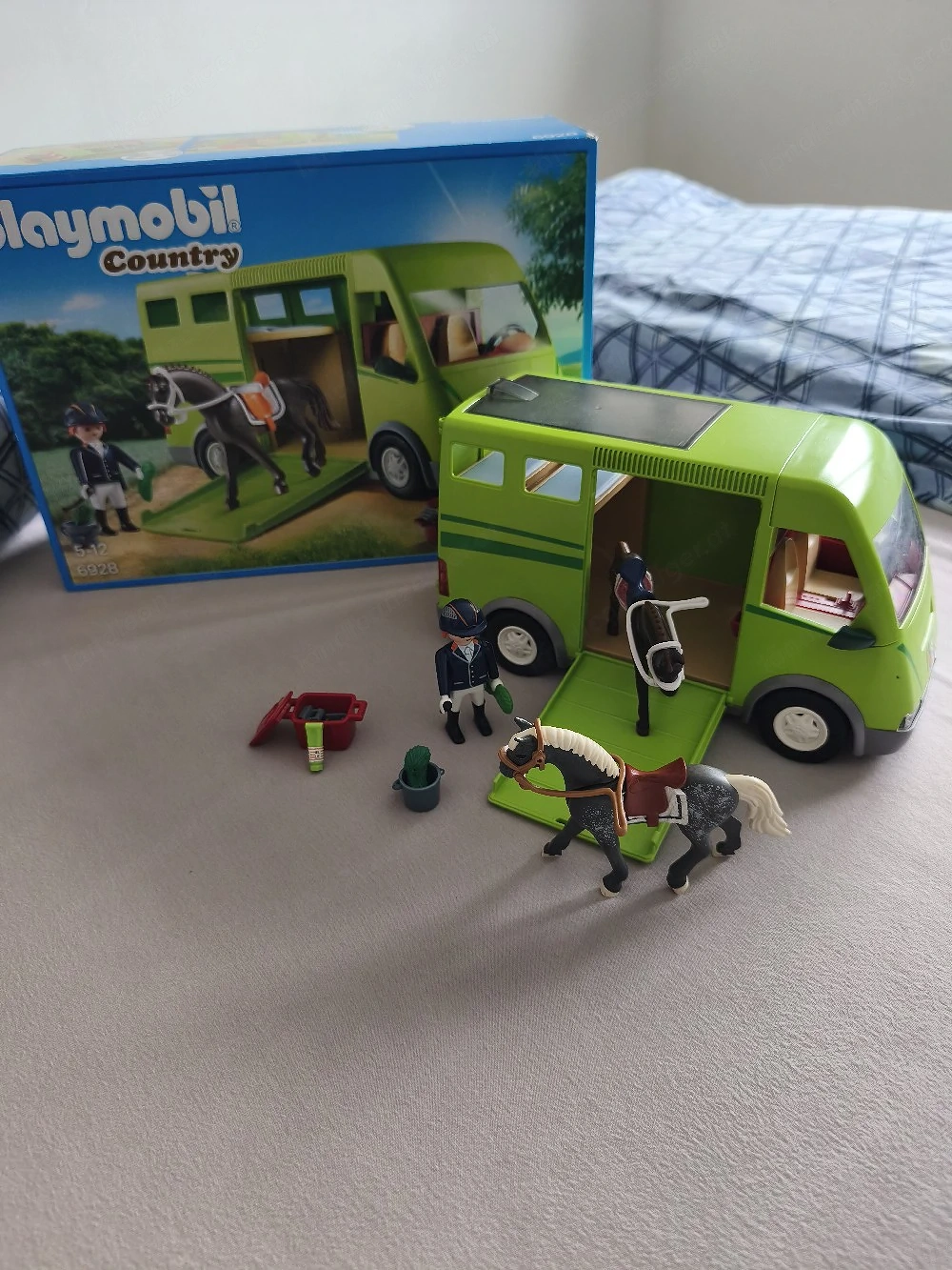 Playmobil Pferdetransporter 