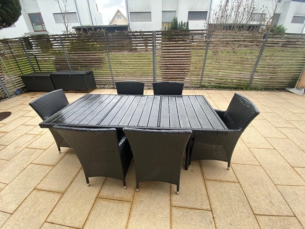 Gartentisch zu verkaufen