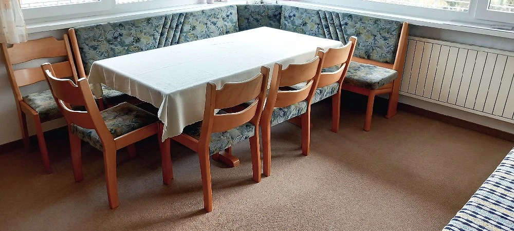 Eckbank Tisch Stühle Sofa