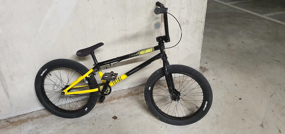 BMX  zum verkaufen 150 euro 