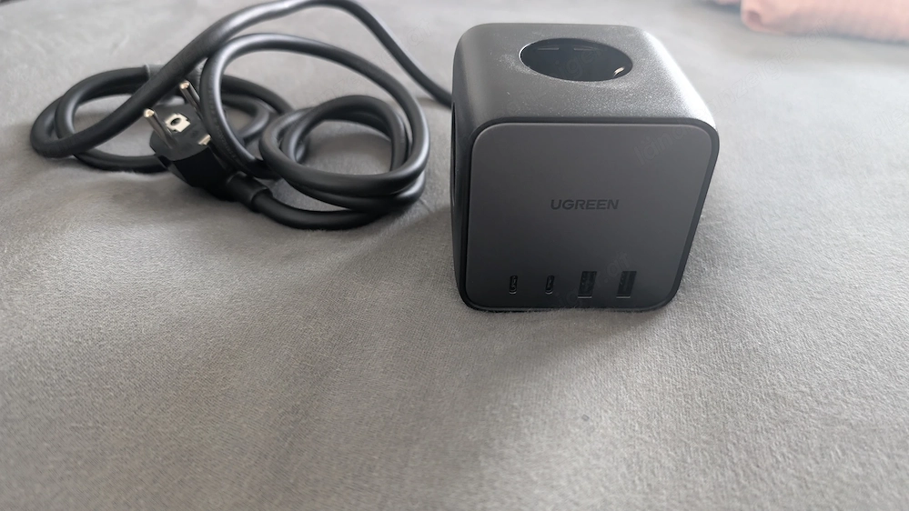 Ugreen DigiNest Pro 65W GaN   Ladestation