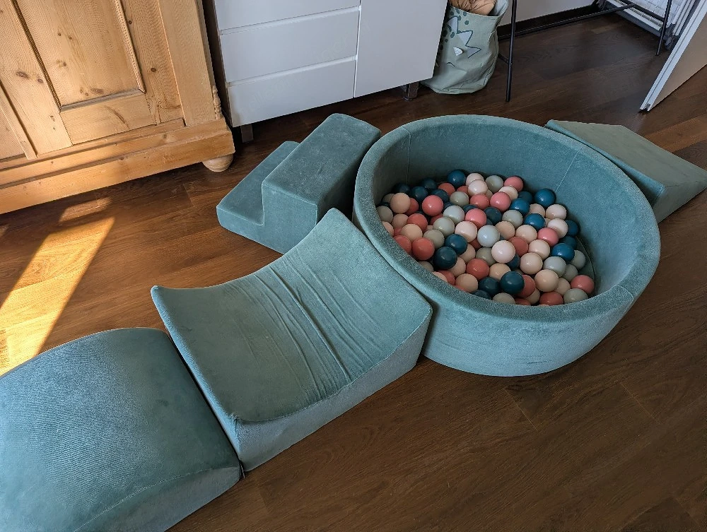 Kiddy Moon Bällebad mit Schaumstoff-Set   Salbeigrün