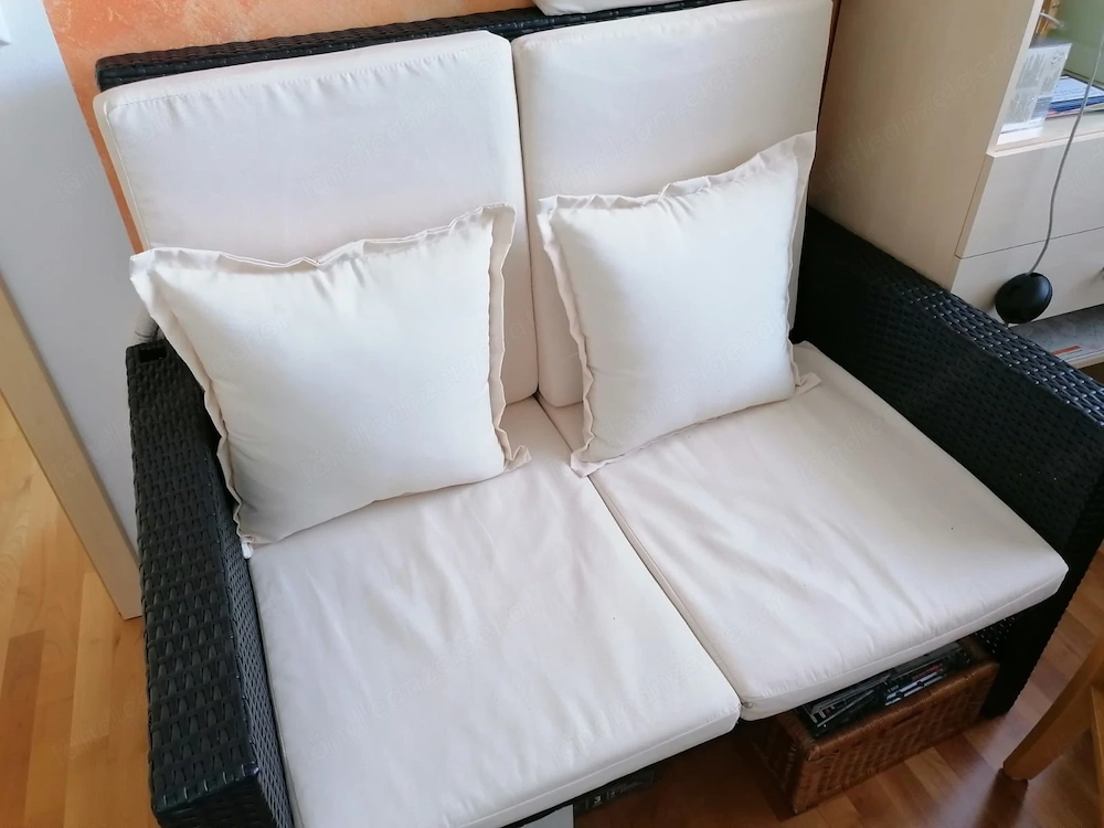 Rattan Couch wie neu