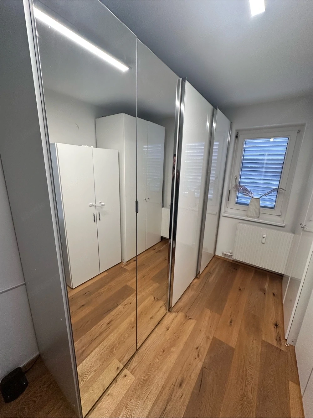 Kleiderschrank Gratis