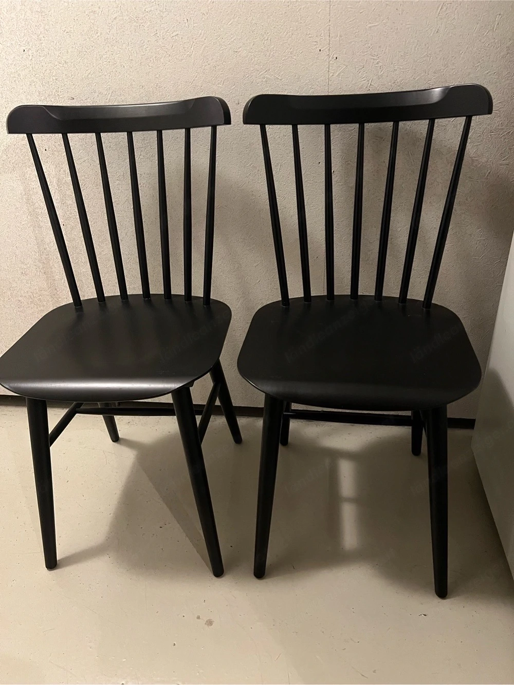 2 schwarze Esszimmerstühle, wie neu
