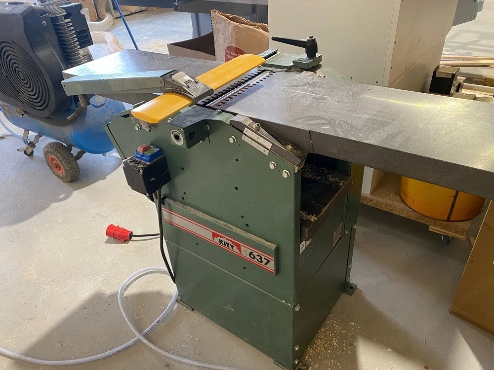 Abricht- und Dickenhobelmaschine KITY 637